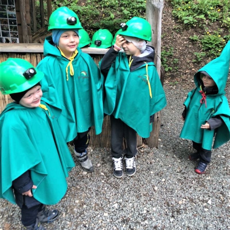 Zaštitne pelerine za posjetitelje rudnika